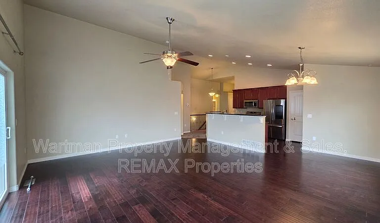 907 Salmon Pond Way — Photo 4