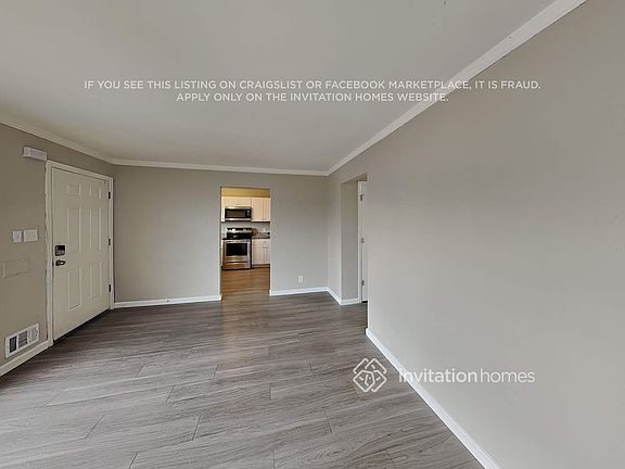 4th image of 1061 E 105th Pl