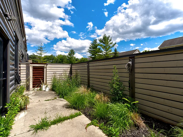 1300 Batavia Ave #2 — Photo 35