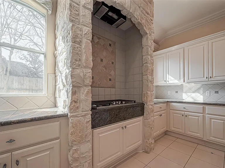 14010 Barnhart Blvd — Photo 21