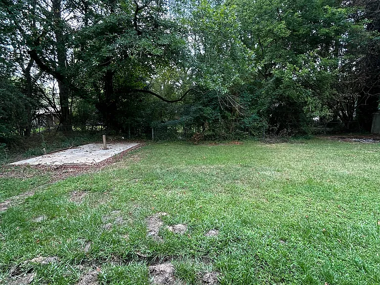 5165 Shirlwood Dr — Photo 3
