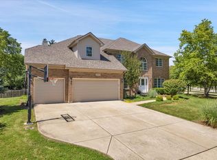 25613 Meadowland Cir, Plainfield, IL 60585