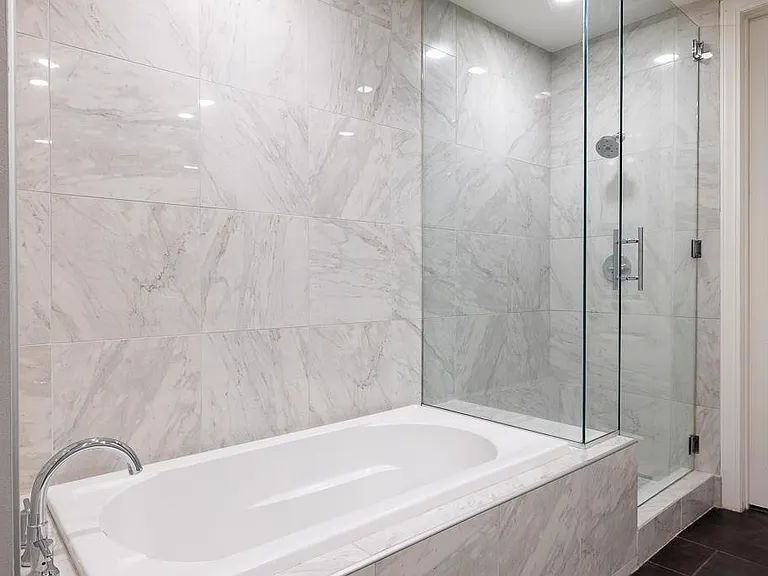 717 Riverside Dr #1105 — Photo 17