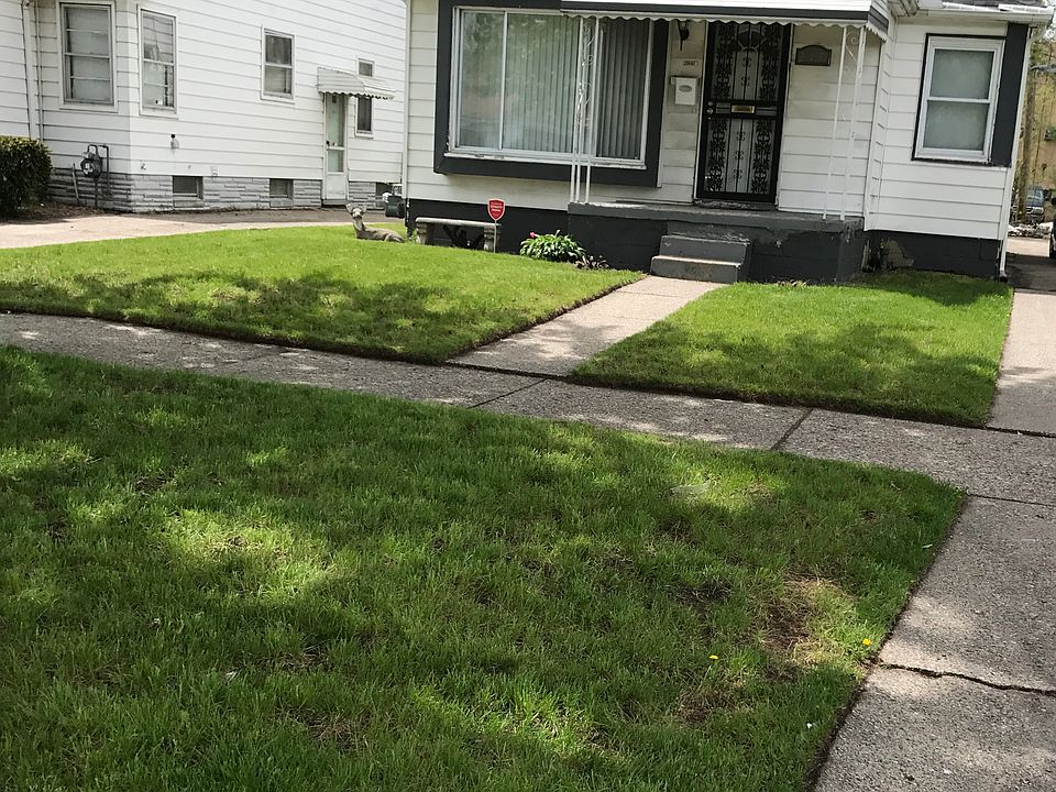 2nd image of 20495 Mackay St