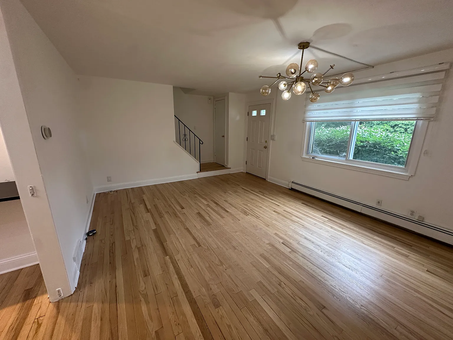4 bed, 1606 sqft, $5,100 — Photo 3