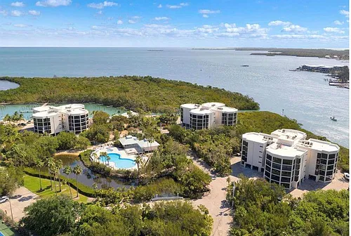 7204 Gulf Of Mexico Blvd #204 Photo 1 7204 Gulf Of Mexico Blvd #204 Photo 1