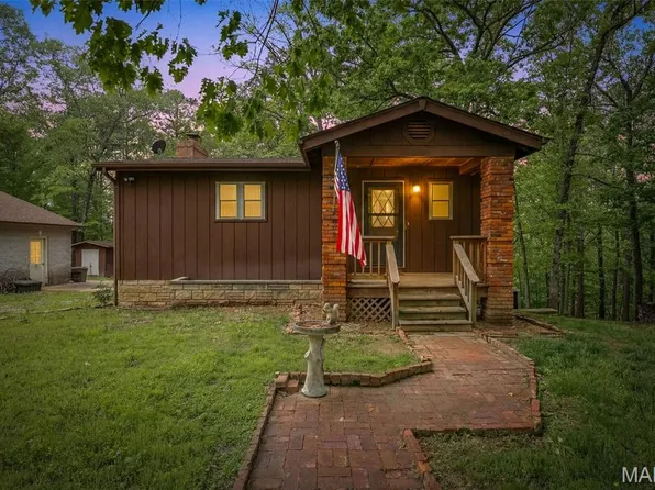 10952 Quail Dr, Sainte Genevieve, MO 63670