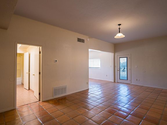 3rd image of 4611 S Palant Dr