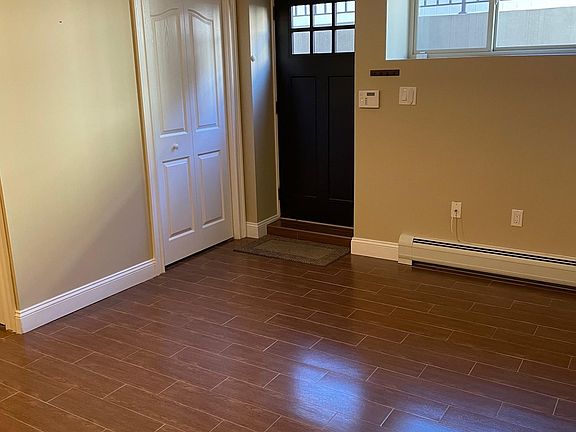 4th image of 69 Parkwood Ave Floor Basement