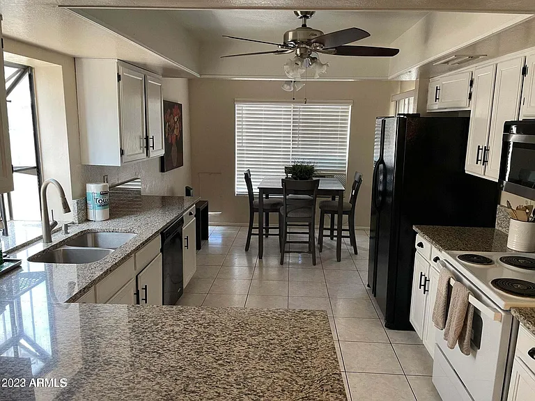 802 W Plata Ave — Photo 5