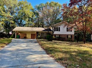 1459 Camelot Ln, Tucker, GA 30084