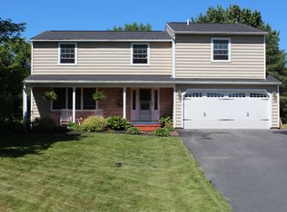 4667 Antoinette Dr, Marcellus, NY 13108