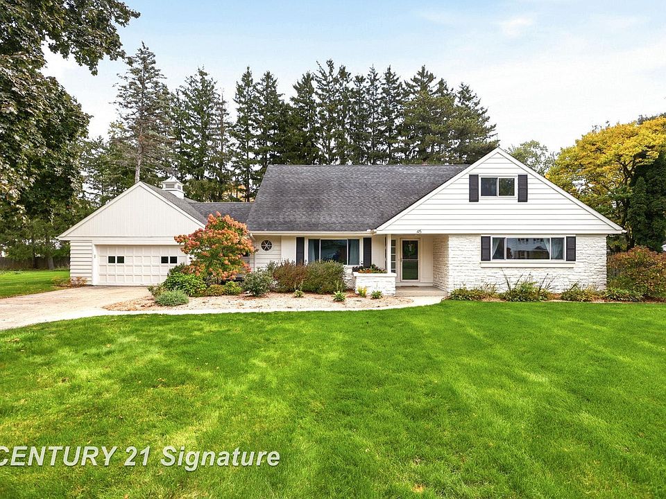 1st image of 45 Benton Rd