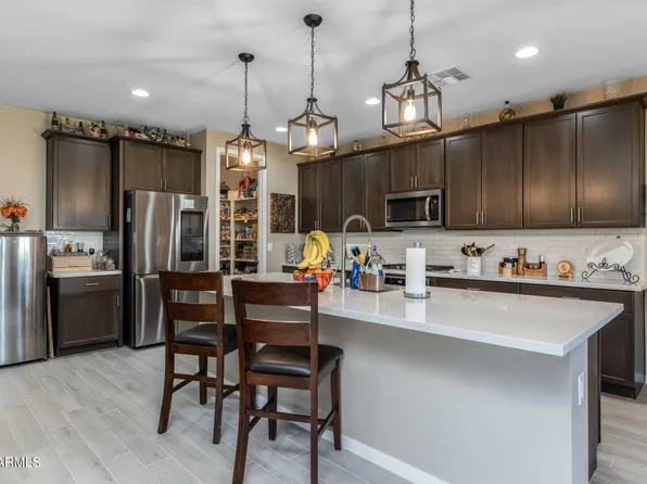 4588 W SUNCUP Drive, San Tan Valley, AZ 85144