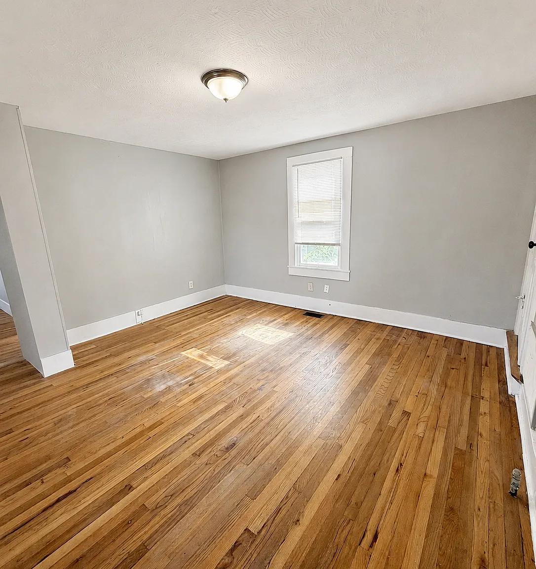 1512 Bluegrass Avenue - 1 — Photo 2