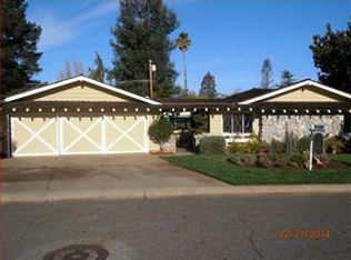 845 Carnation Ct, Los Altos, CA 94024