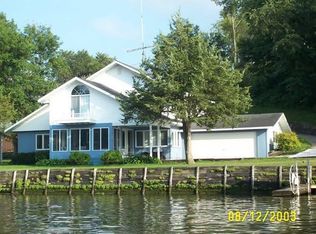 20879 263rd St, Manchester, IA 52057