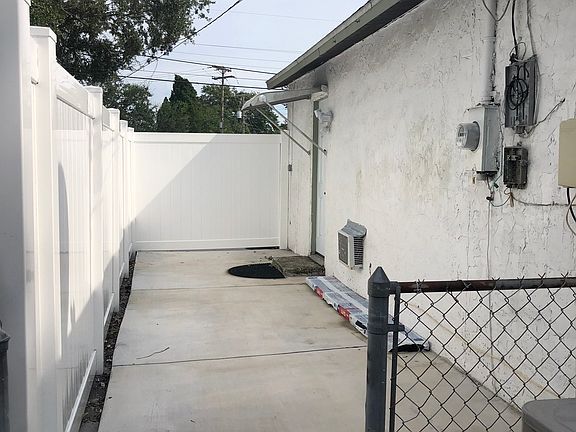 5th image of 6511 Interbay Blvd