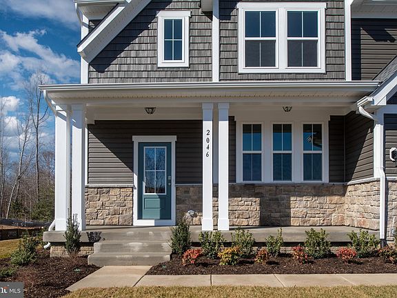 3rd image of 2046 Creekstone Ct