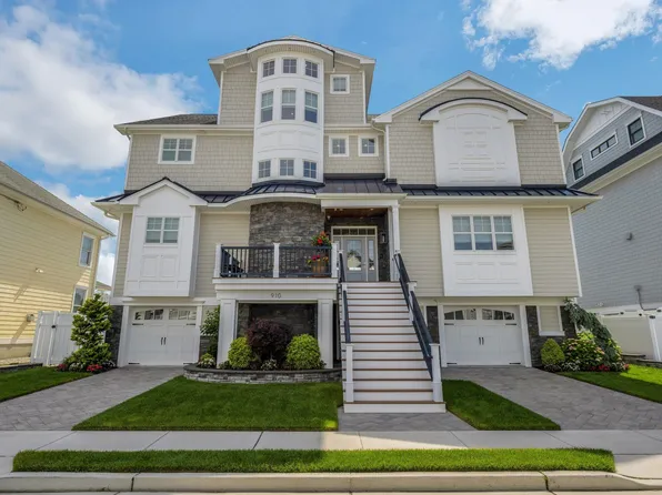 910 N Harvard Ave, Ventnor City, NJ 08406