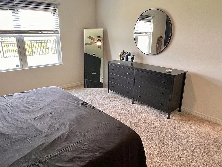 511 Noble Ave — Photo 13