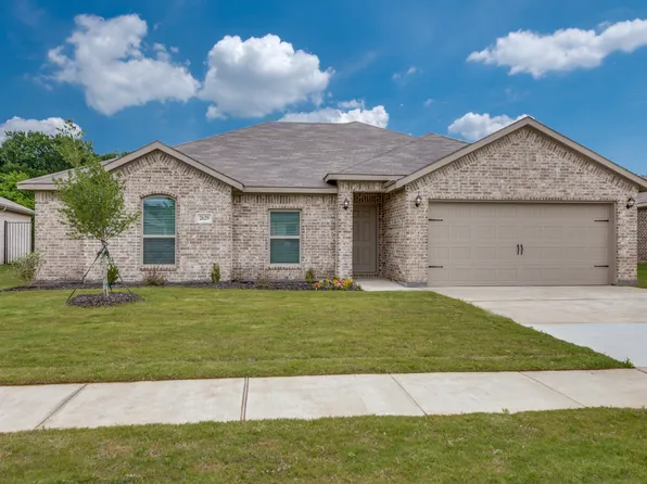 2629 Streamside Dr, Burleson, TX 76028