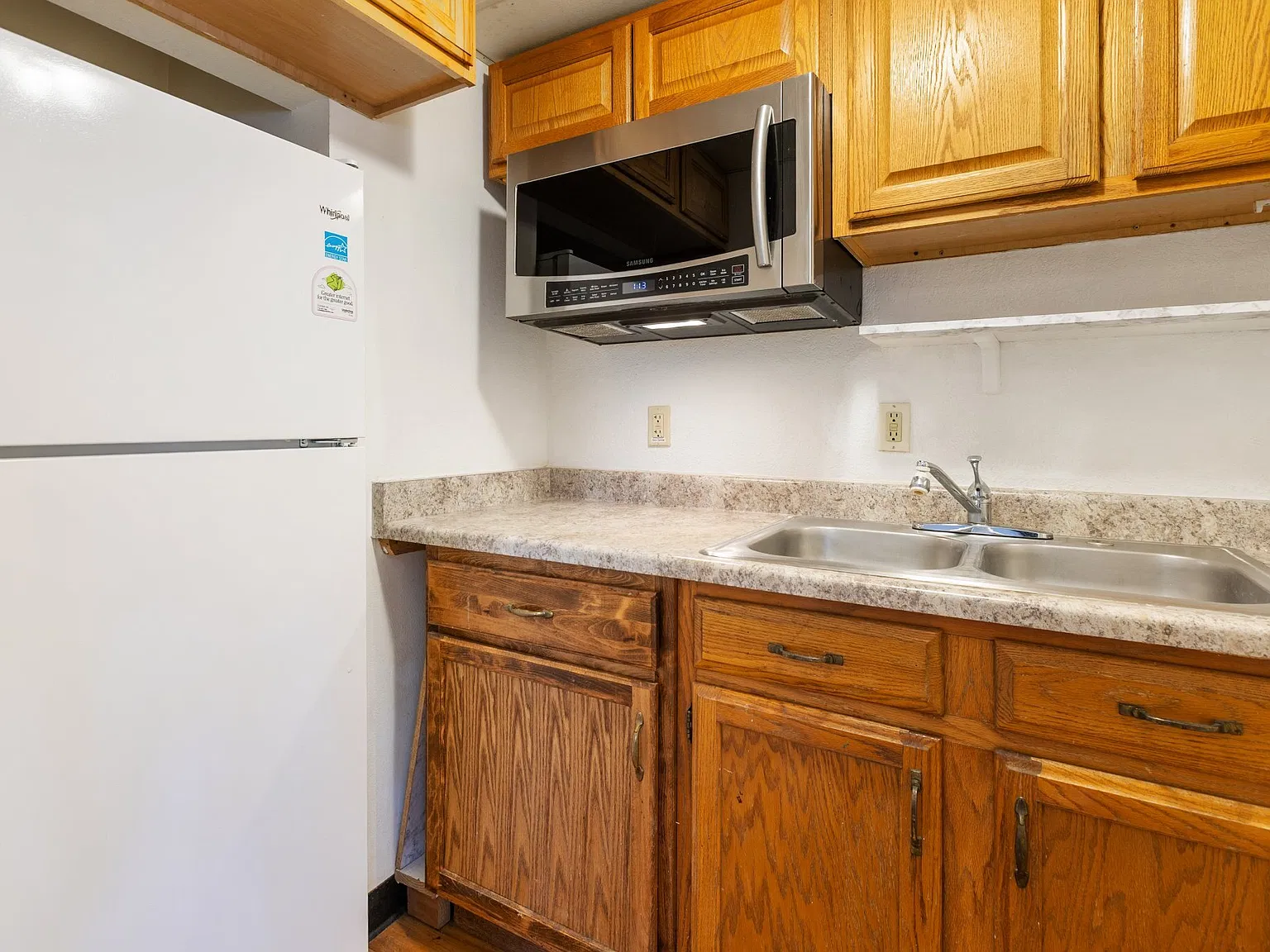 2529 West Vermijo Avenue Unit B - B — Photo 4