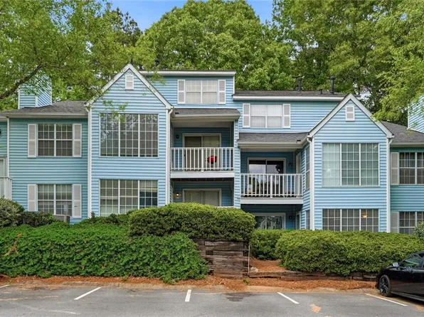1403 Glenleaf Dr, Peachtree Corners, GA 30092