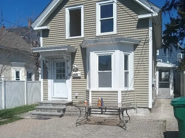45 W 4th St, Lowell, MA 01850