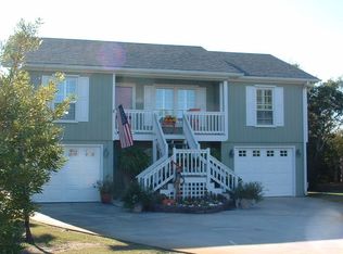 913 Carolina Sands Dr, Carolina Beach, NC 28428