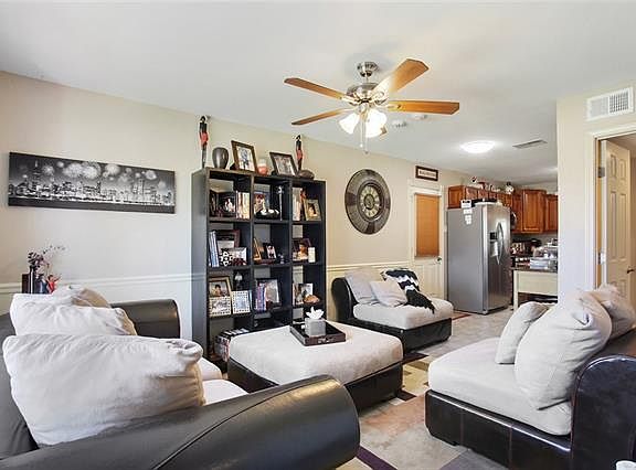 3rd image of 4908 Argonne St