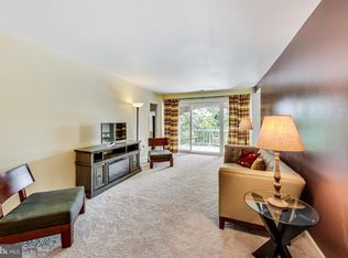 446 Girard St #313-203, Gaithersburg, MD