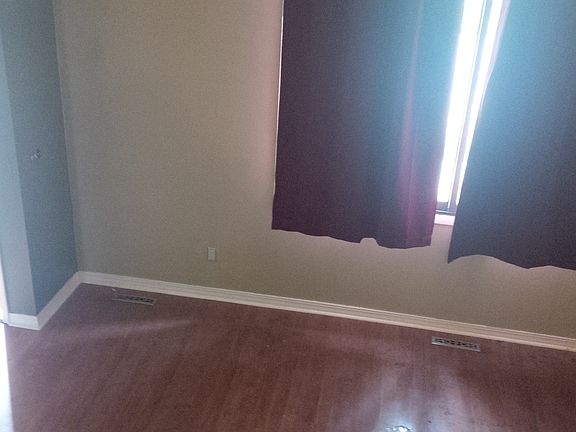 4th image of 111 Howsington Pl