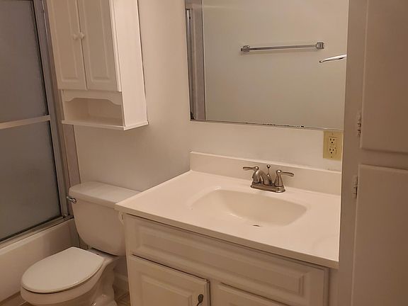 2nd image of 342 Main St #3