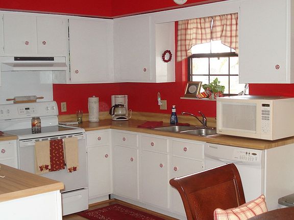 Bright Kitchen