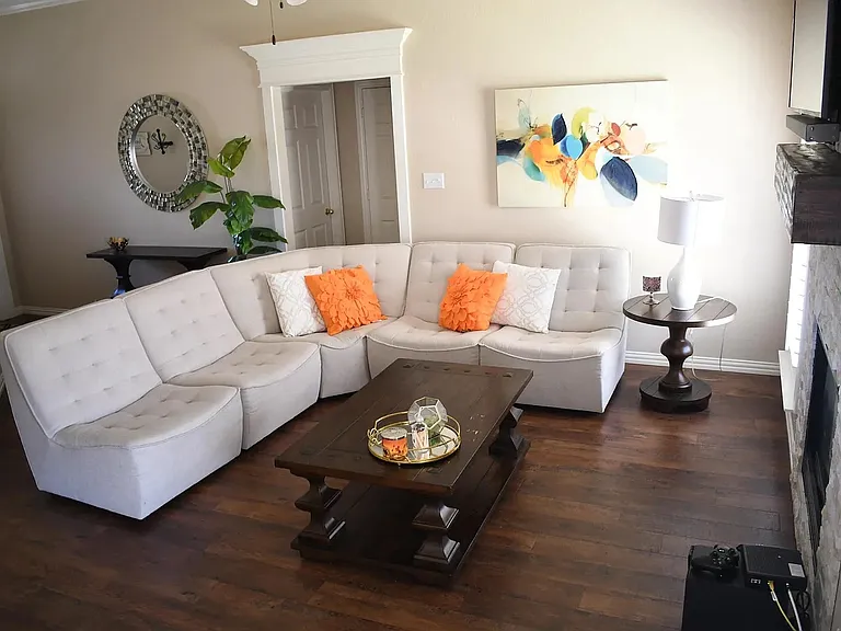 5100 Chesterfield Pl — Photo 6