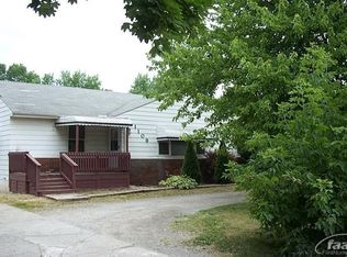 1109 E Hill Rd, Grand Blanc, MI 48439