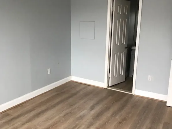 3 Supreme Ct, Gaithersburg, MD
