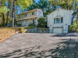 10 Trayer Rd, Canton, MA 02021