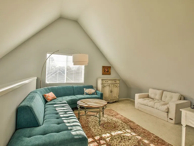 1404 Portside Ct — Photo 15