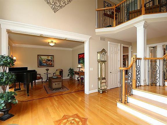 Entry Foyer