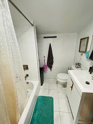 Rented by Voro New York | media 11