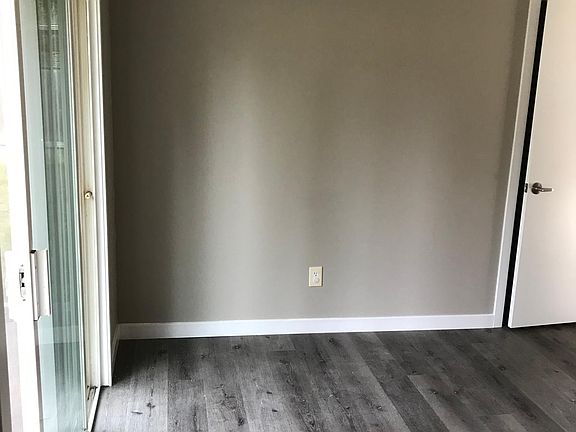 3rd image of 1619 167th Ave NE
