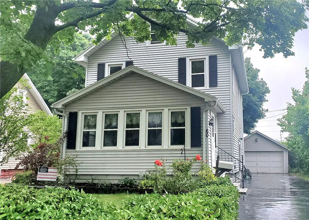 60 Carlisle St photo 1