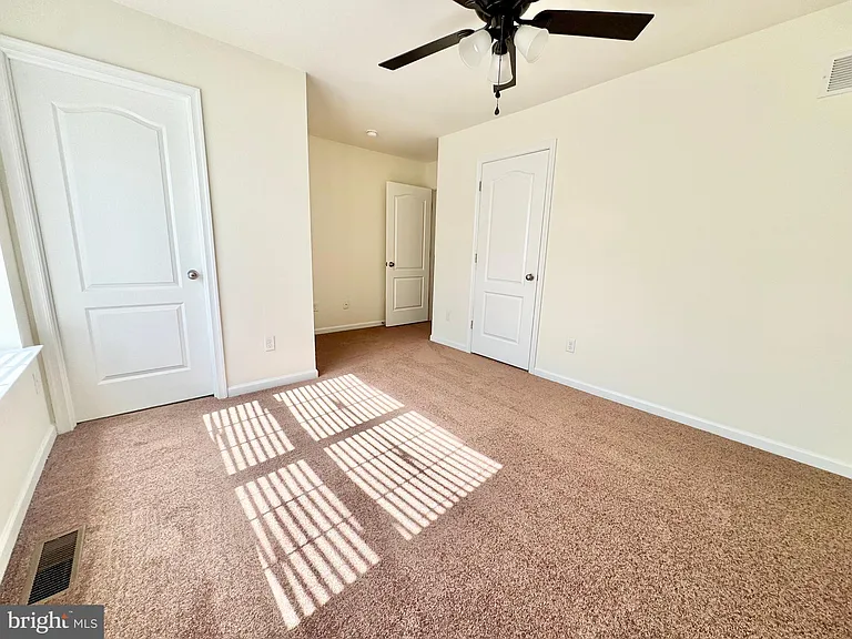 120 Salerno Dr — Photo 16