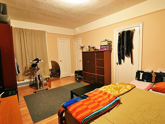 5th image of 92-05 Whitney Ave APT A66