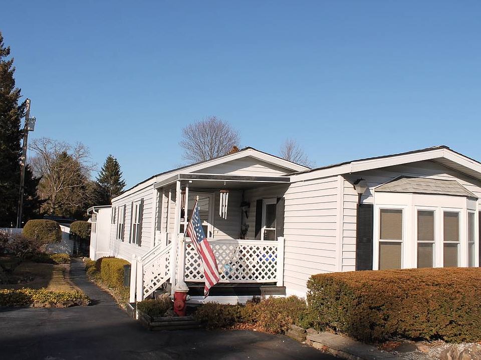 1st image of 204 S Mountainview Dr
