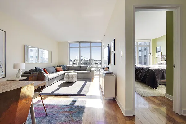 Rented by Compass | media 14