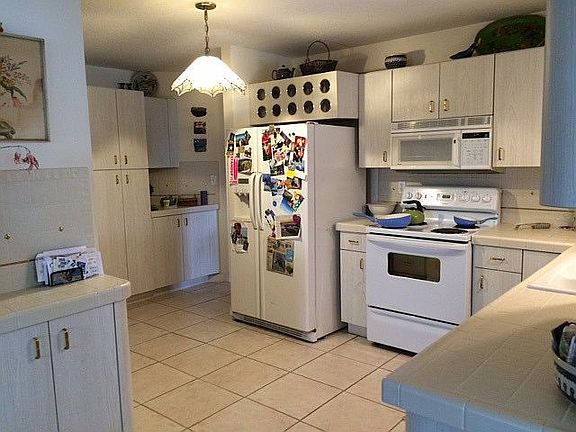 5th image of 20810 SW 86th Ave