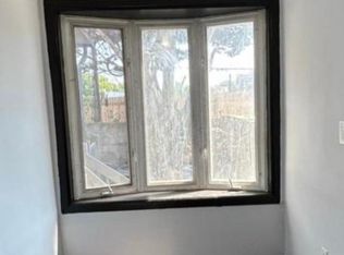 1912 Colonial St, Philadelphia, PA 19138